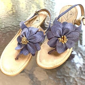 "St. John's Bay" sandal, 6.5